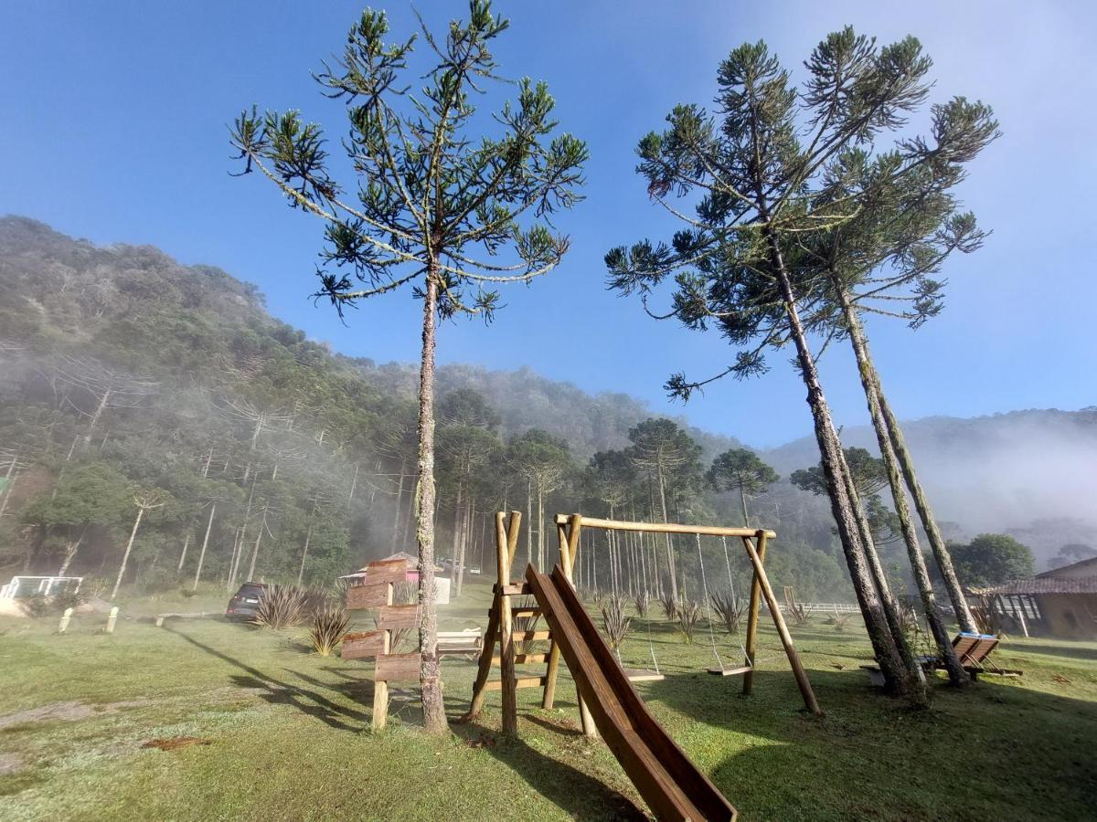 Pousada Jardim Do Buda Piscina E Hidro Урубиси Экстерьер фото