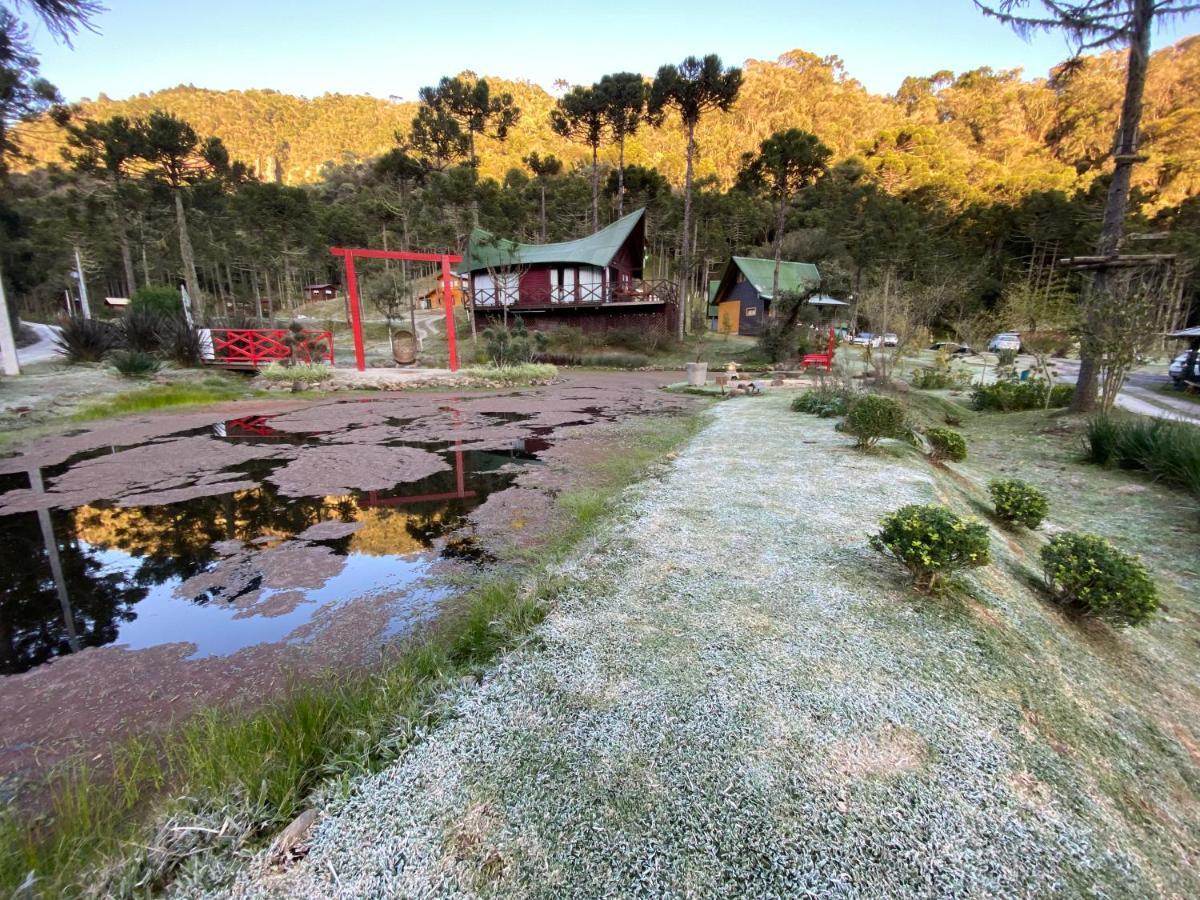 Pousada Jardim Do Buda Piscina E Hidro Урубиси Экстерьер фото