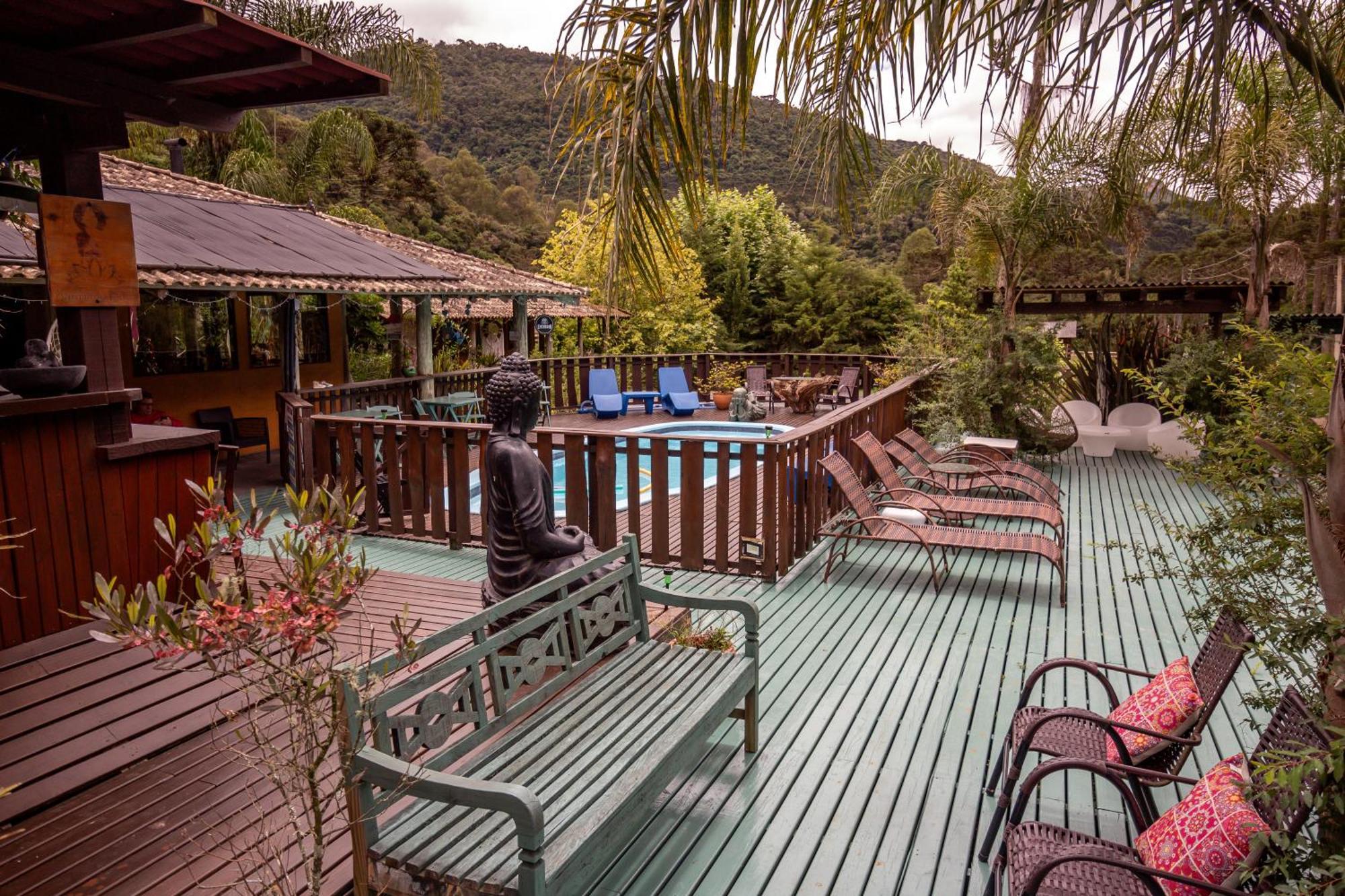 Pousada Jardim Do Buda Com Cafe Урубиси Экстерьер фото